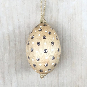 Hand Painted Wooden Egg Daisies