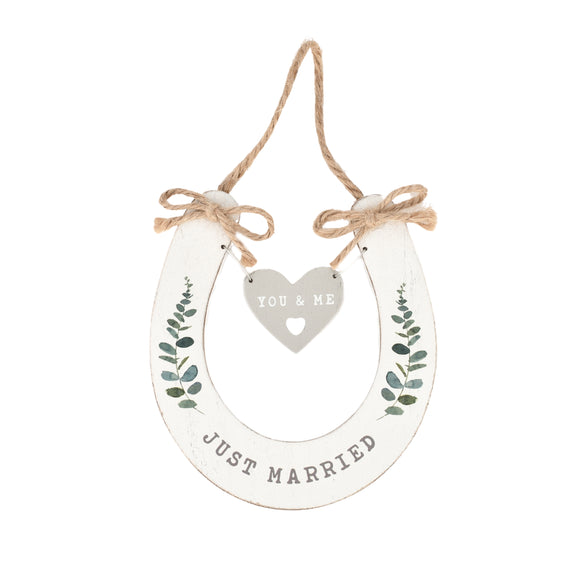 White Horse Shoe Just Married
