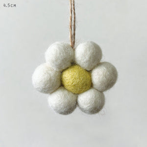 Cream Felt Daisy Hanger