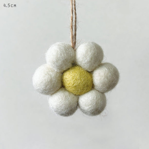 Cream Felt Daisy Hanger