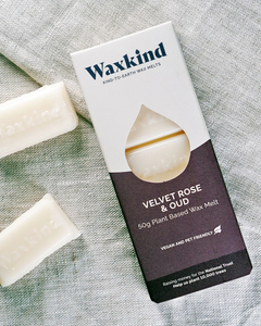 Velvet Rose and Oud wax melts by Waxkind